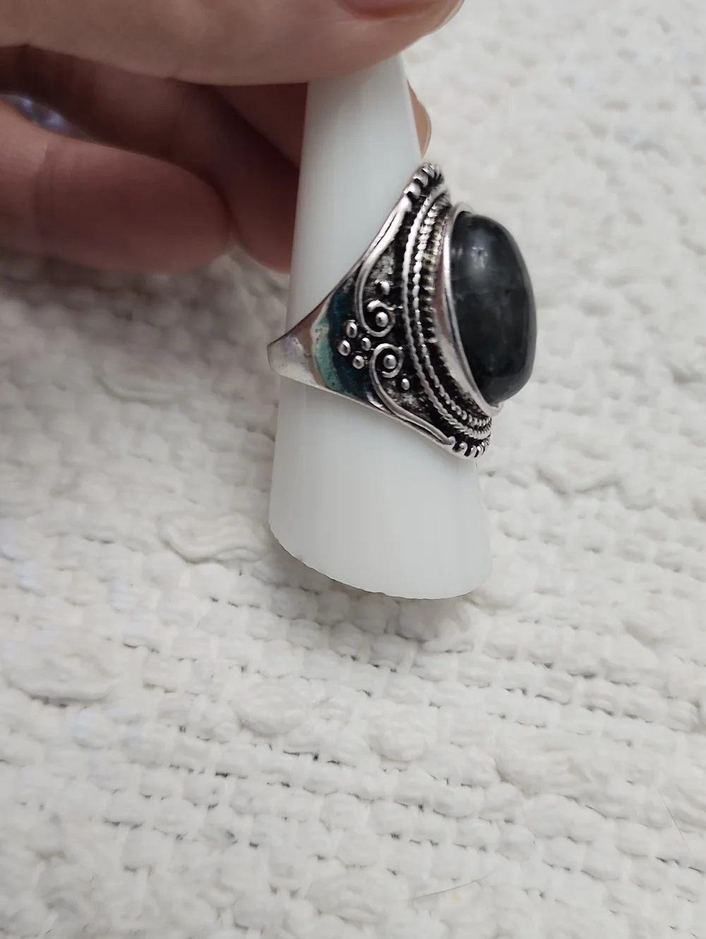 Unisex Vintage Style Oval Moonstone Gemstonr Inlaid Antique Silver Plated Ring